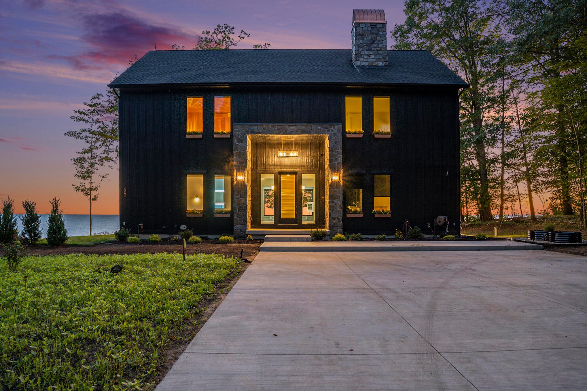 Fennville, Michigan, 49408, United States, 3 Bedrooms Bedrooms, ,4 BathroomsBathrooms,Residential,Active,1849553