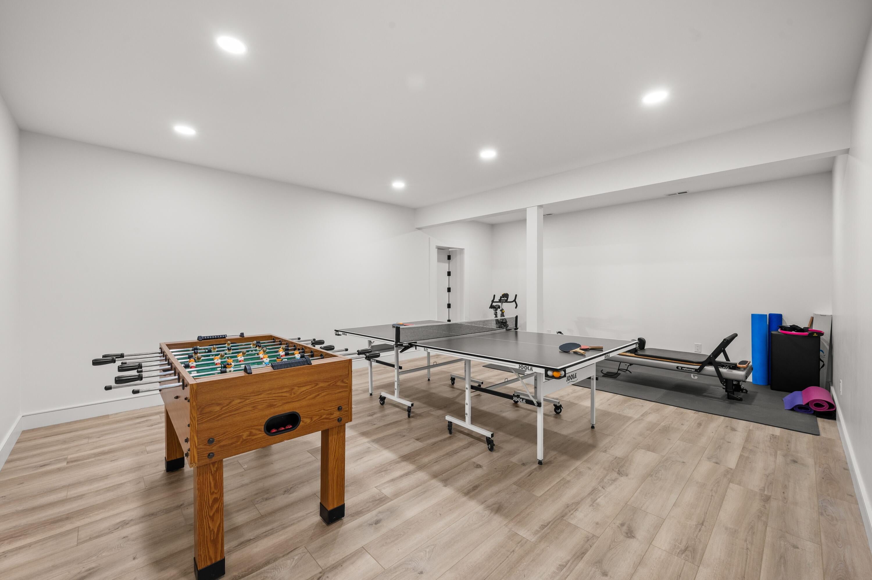 St. Joseph, Michigan, 49085, United States, 6 Bedrooms Bedrooms, ,6 BathroomsBathrooms,Residential,Active,1985598