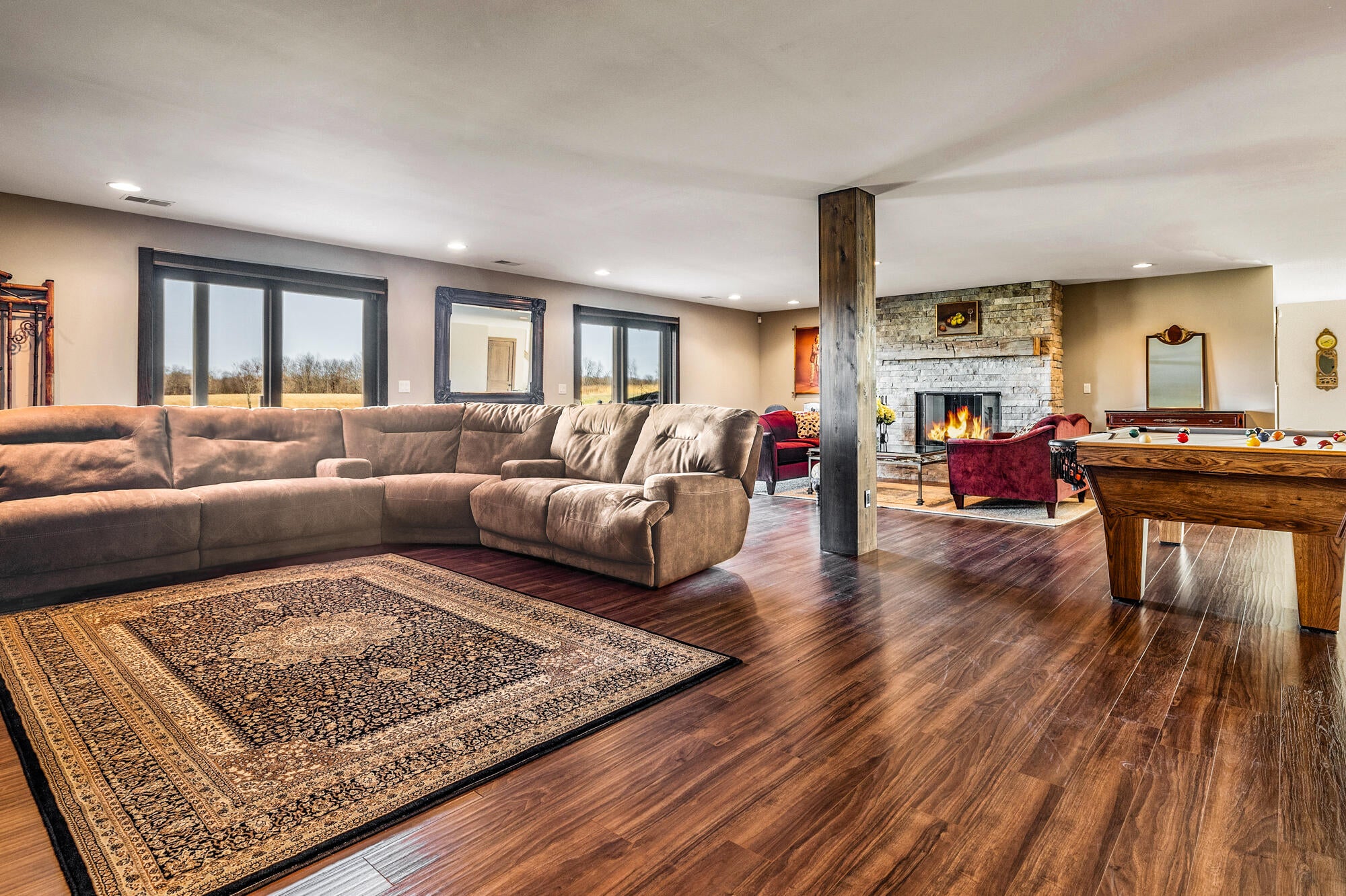 Berrien Springs, Michigan, 49103, United States, ,5 BathroomsBathrooms,Residential,Active,1849497