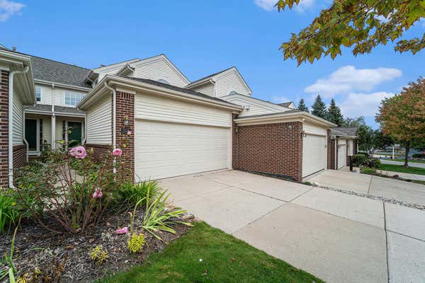 2506 BOULDER LN, AUBURN HILLS, MI 48326 - Image 1