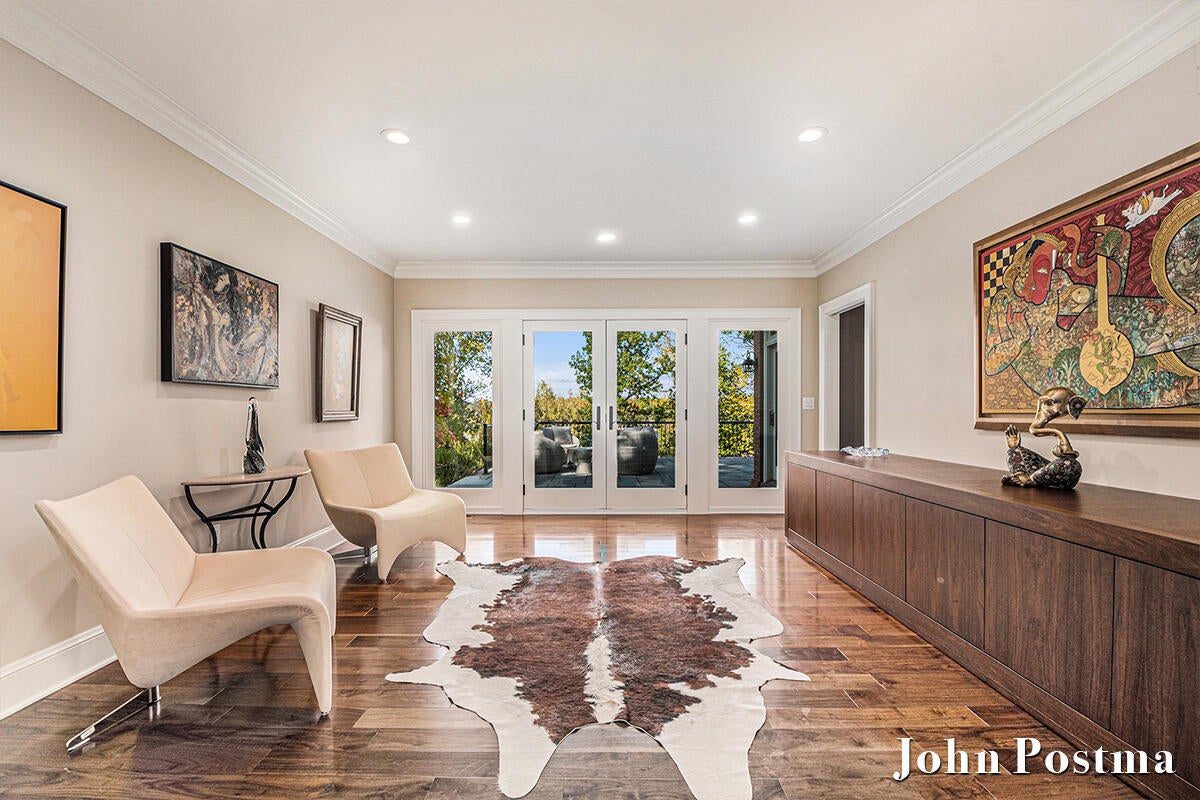 East Grand Rapids, Michigan, 49506, United States, 4 Bedrooms Bedrooms, ,6 BathroomsBathrooms,Residential,Active,2015444