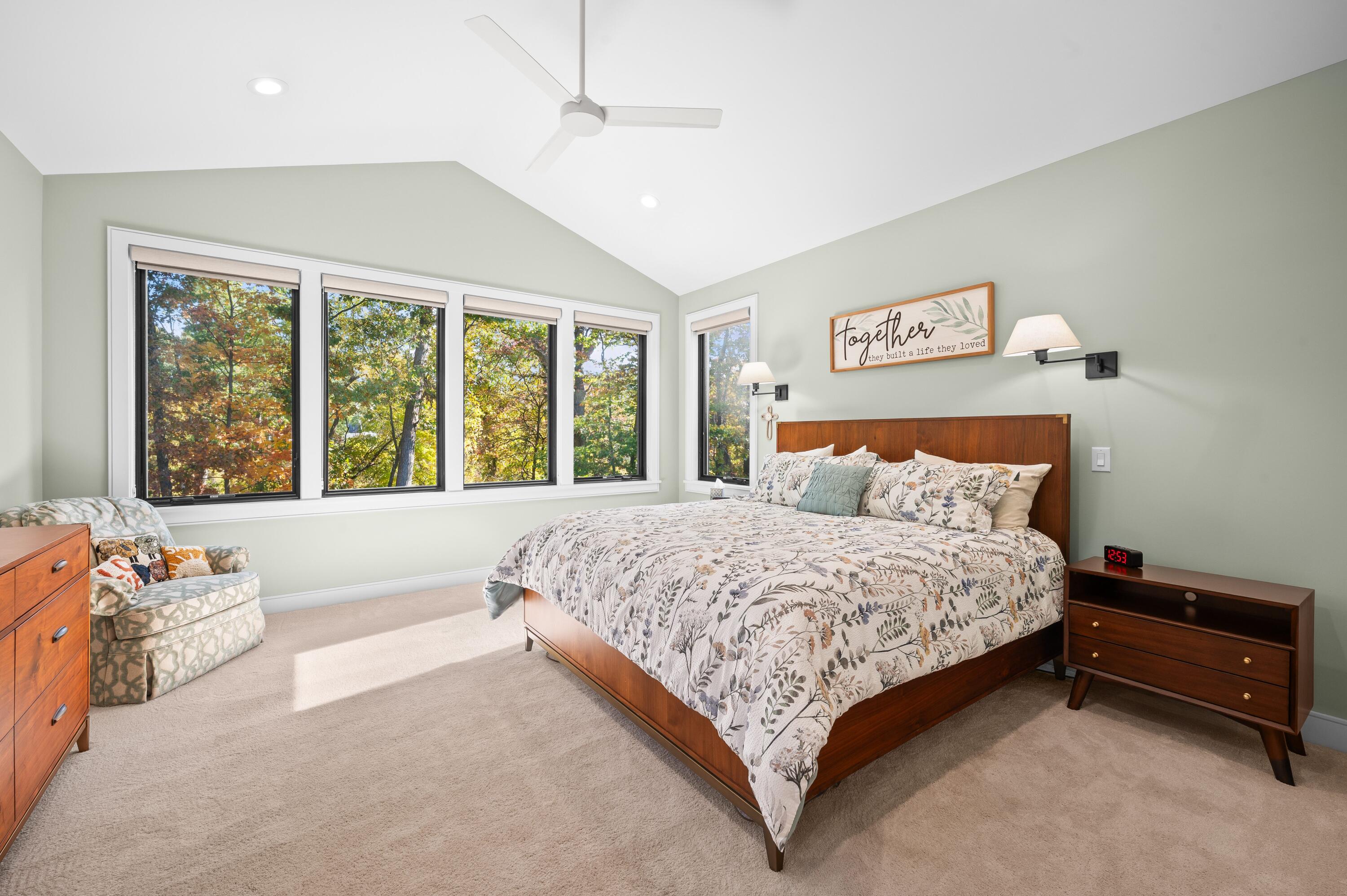 St. Joseph, Michigan, 49085, United States, 6 Bedrooms Bedrooms, ,6 BathroomsBathrooms,Residential,Active,1985598