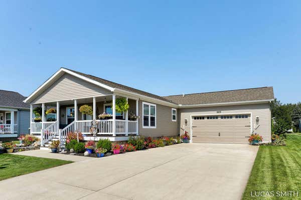 5215 E SCENIC TURN LN, HOLLAND, MI 49423 - Image 1