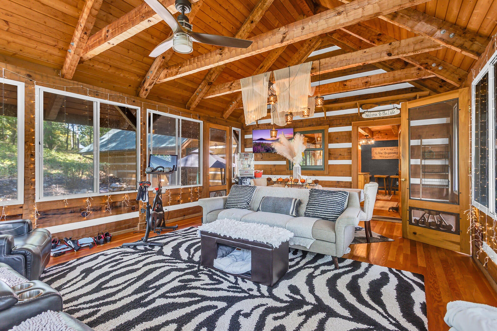 Horton, Michigan, 49246, United States, 5 Bedrooms Bedrooms, ,3 BathroomsBathrooms,Residential,Active,1944098