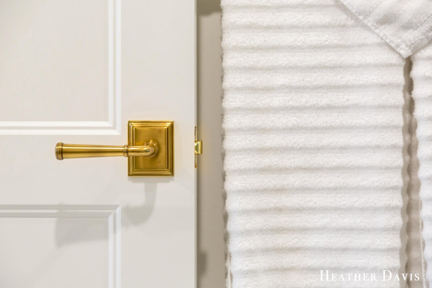 West Olive, Michigan, 49460, United States, 5 Bedrooms Bedrooms, ,6 BathroomsBathrooms,Residential,Active,1972174