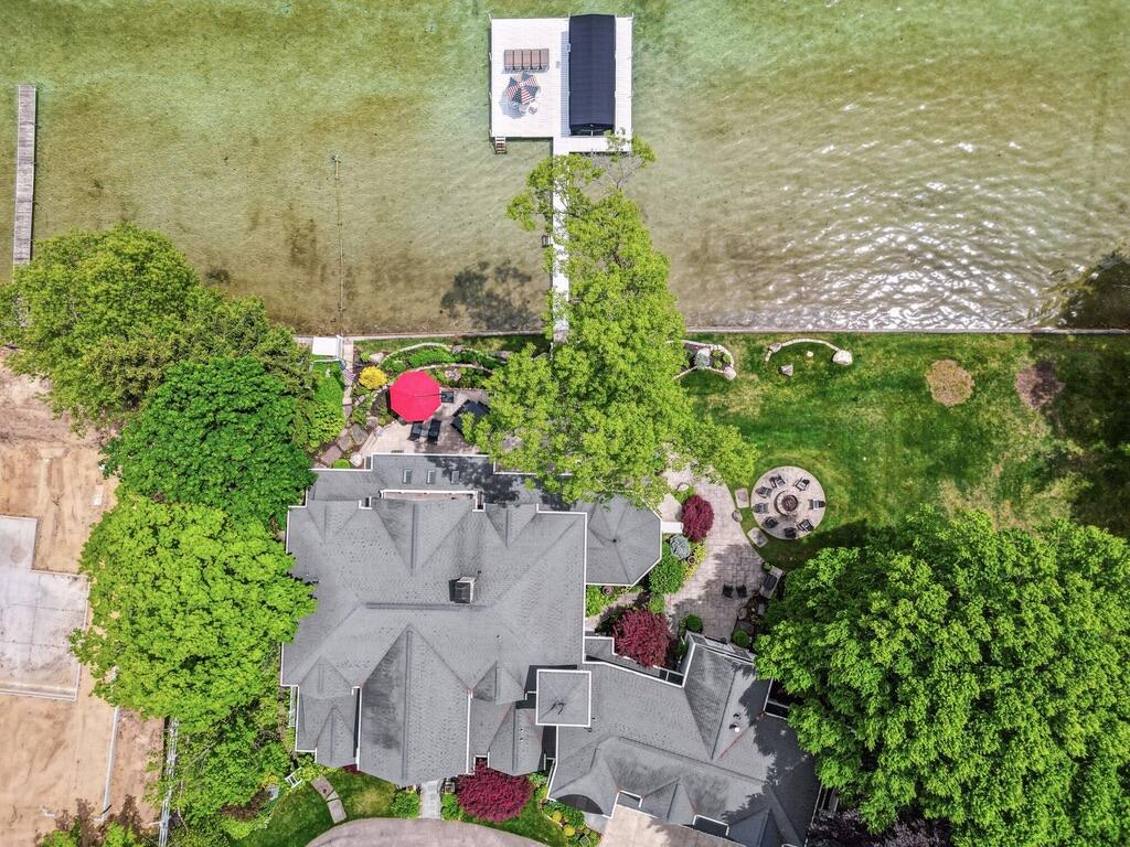 White Pigeon, Michigan, 49099, United States, 9 Bedrooms Bedrooms, ,9 BathroomsBathrooms,Residential,Active,1849554