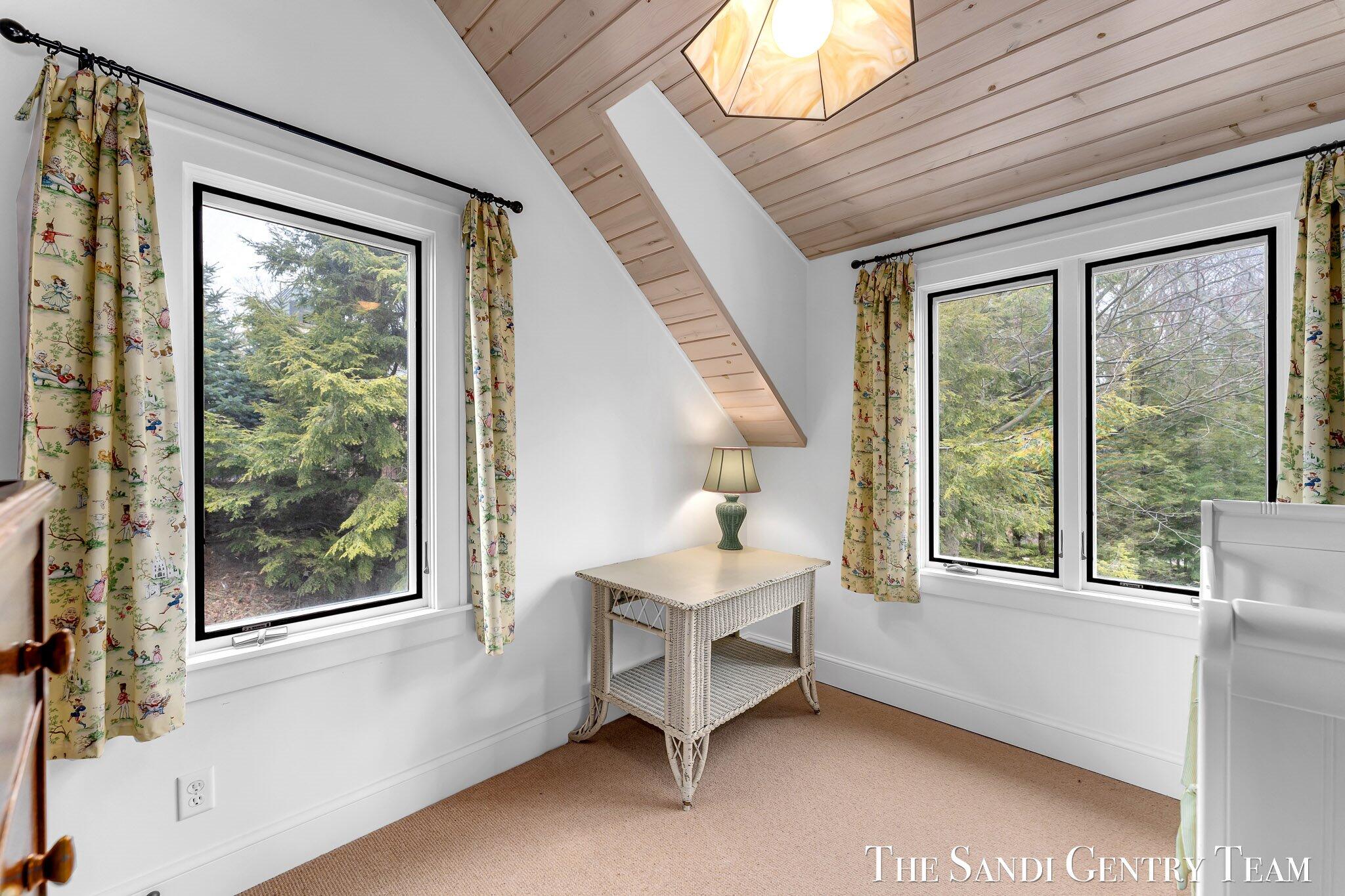 Grand Haven, Michigan, 49417, United States, ,4 BathroomsBathrooms,Residential,Active,1761642