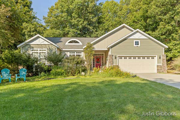 94 CHEYENNE AVE, HOLLAND, MI 49424 - Image 1