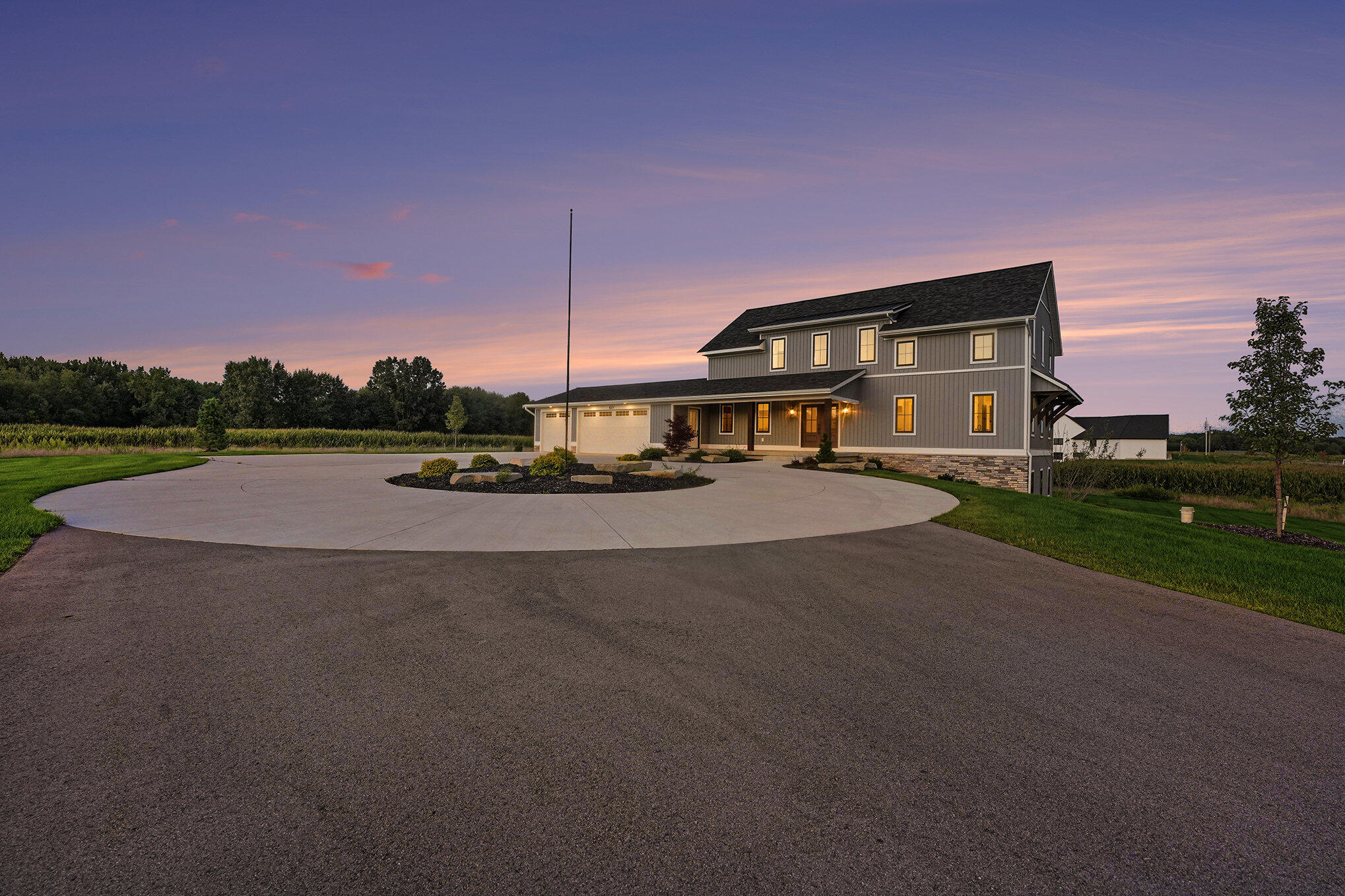 Zeeland, Michigan, 49464, United States, 4 Bedrooms Bedrooms, ,3 BathroomsBathrooms,Residential,Active,1769925