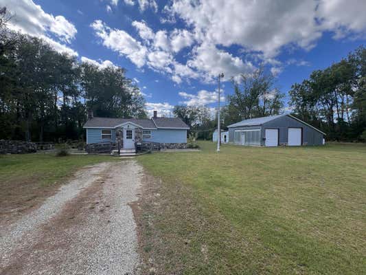 5845 N OAK AVE, WHITE CLOUD, MI 49349 - Image 1