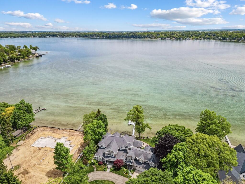 White Pigeon, Michigan, 49099, United States, 9 Bedrooms Bedrooms, ,9 BathroomsBathrooms,Residential,Active,1849554