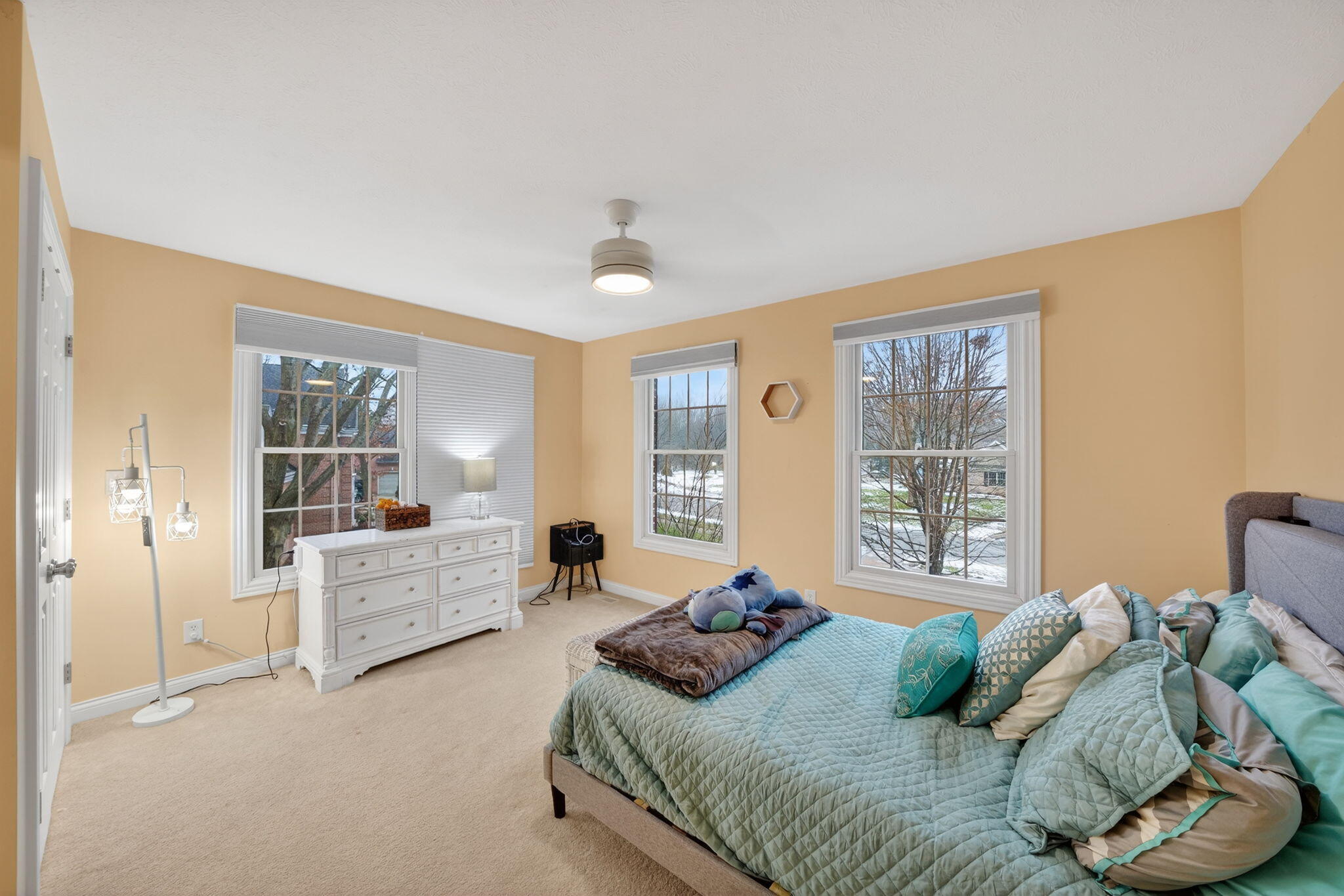 Stevensville, Michigan, 49127, United States, 5 Bedrooms Bedrooms, ,5 BathroomsBathrooms,Residential,Active,2008291