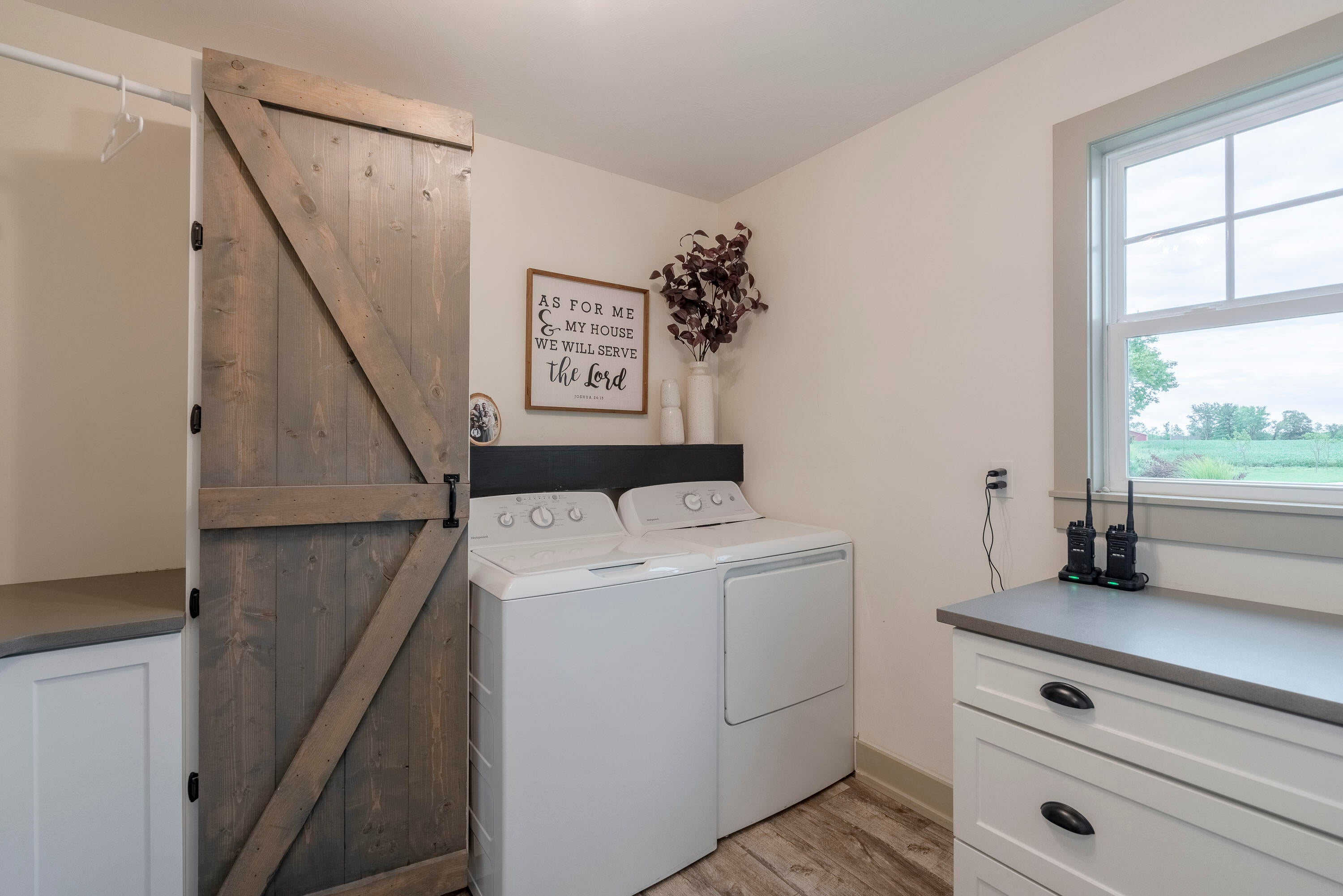 Middleville, Michigan, 49333, United States, 6 Bedrooms Bedrooms, ,3 BathroomsBathrooms,Residential,Active,2006790