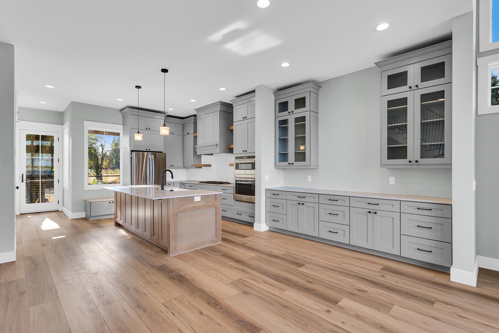 Manitou Beach, Michigan, 49253, United States, 5 Bedrooms Bedrooms, ,4 BathroomsBathrooms,Residential,Active,1989794