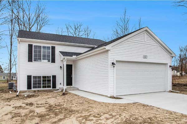 1751 HARPER GROVE LN, VICKSBURG, MI 49097 - Image 1