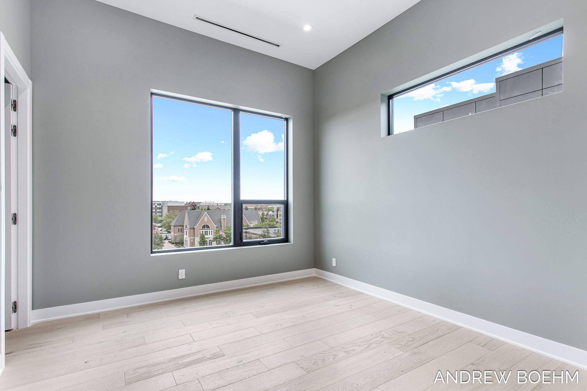 Holland, Michigan, 49423, United States, ,3 BathroomsBathrooms,Residential,Pending,1769506