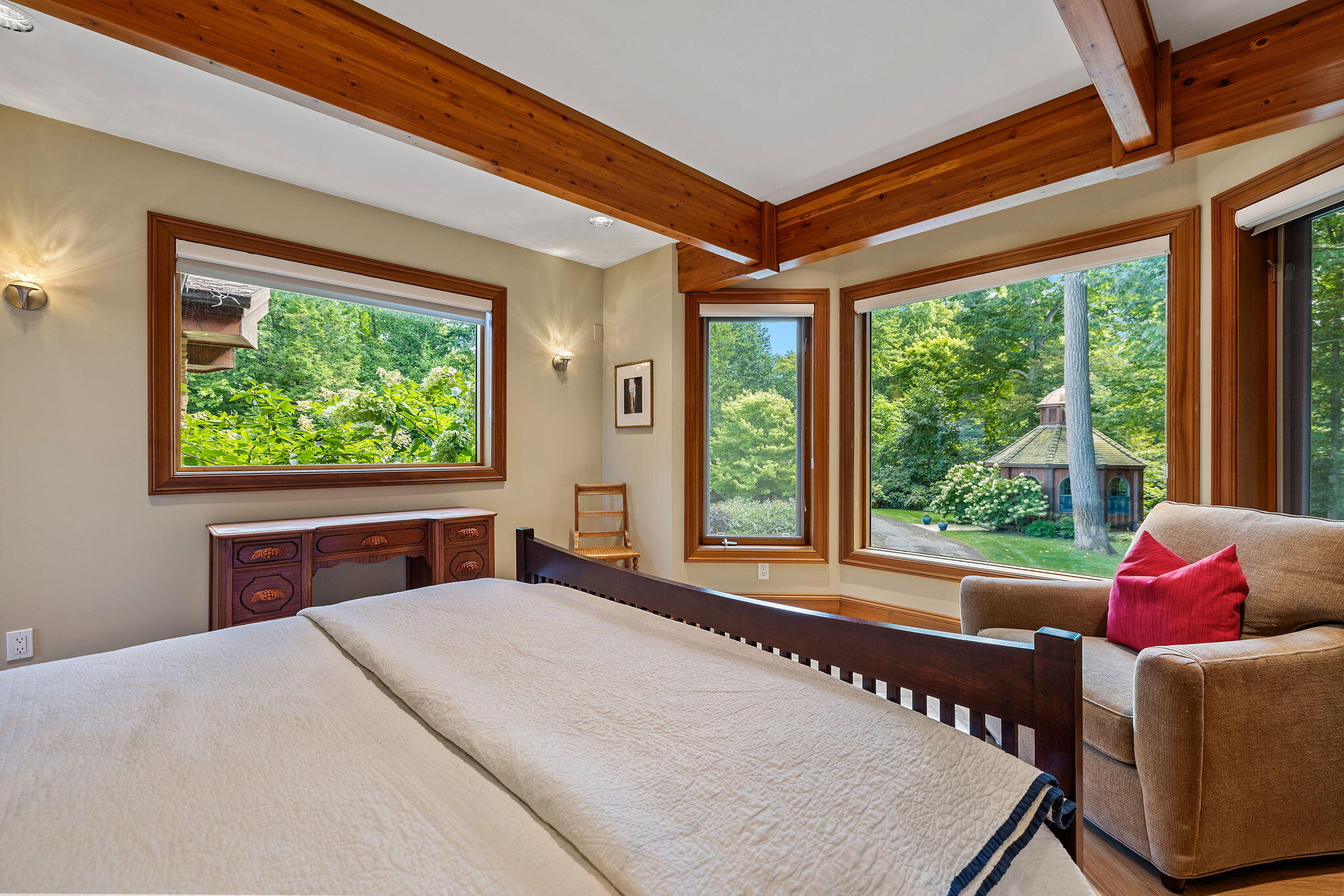 Coloma, Michigan, 49038, United States, 4 Bedrooms Bedrooms, ,5 BathroomsBathrooms,Residential,Active,1909829