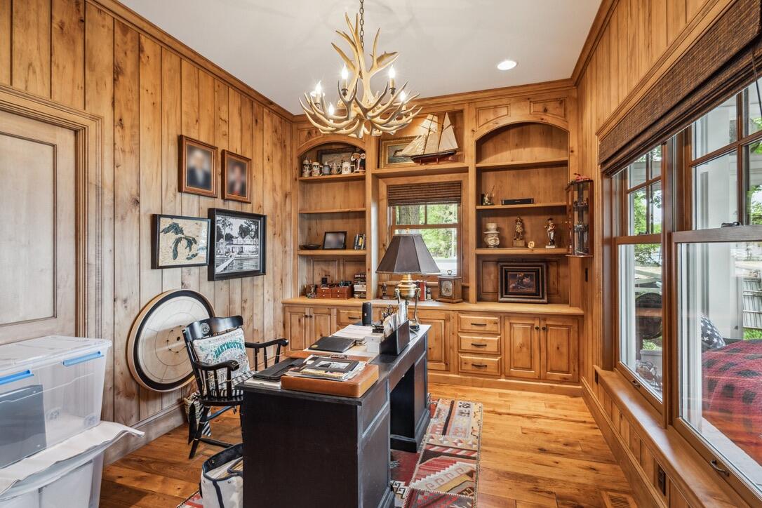 White Pigeon, Michigan, 49099, United States, 9 Bedrooms Bedrooms, ,9 BathroomsBathrooms,Residential,Active,1849554