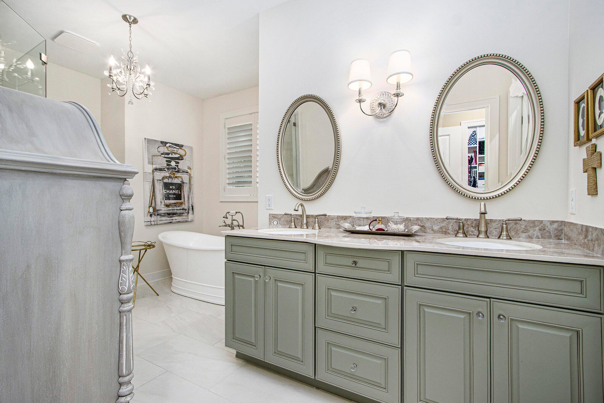 Three Rivers, Michigan, 49093, United States, 2 Bedrooms Bedrooms, ,3 BathroomsBathrooms,Residential,Active,1877808