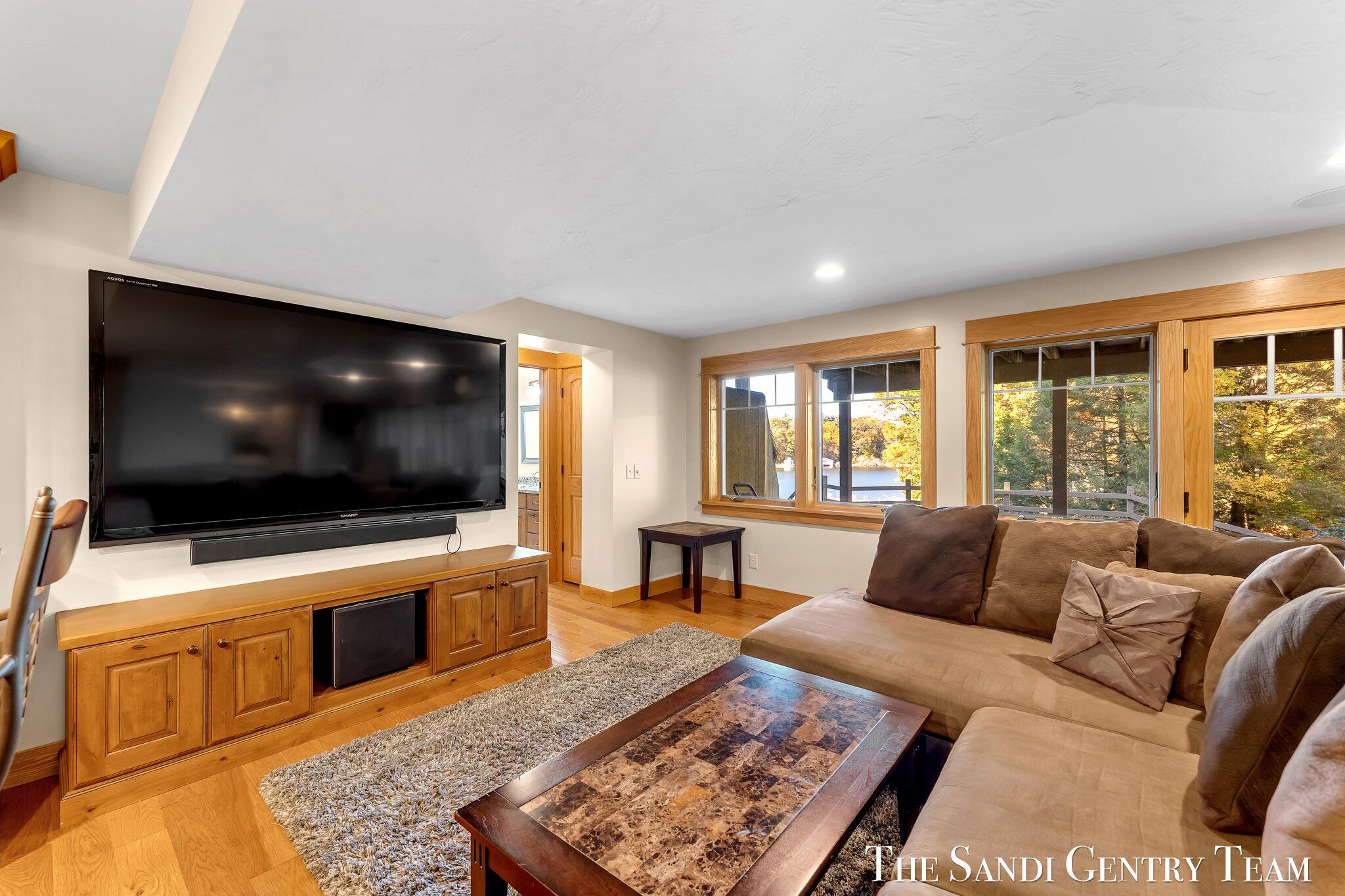 Spring Lake, Michigan, 49456, United States, 6 Bedrooms Bedrooms, ,5 BathroomsBathrooms,Residential,Active,1973307