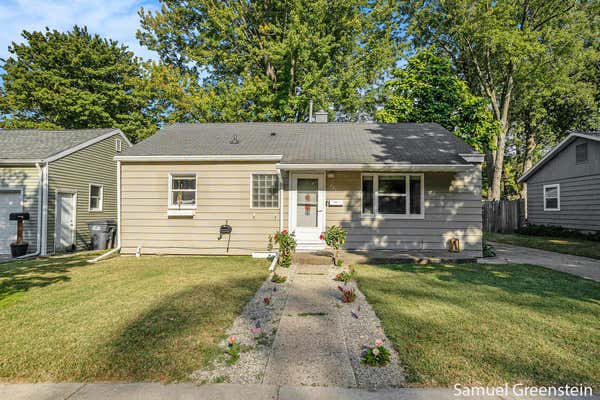 734 HIWAYS AVE, SOUTH HAVEN, MI 49090 - Image 1