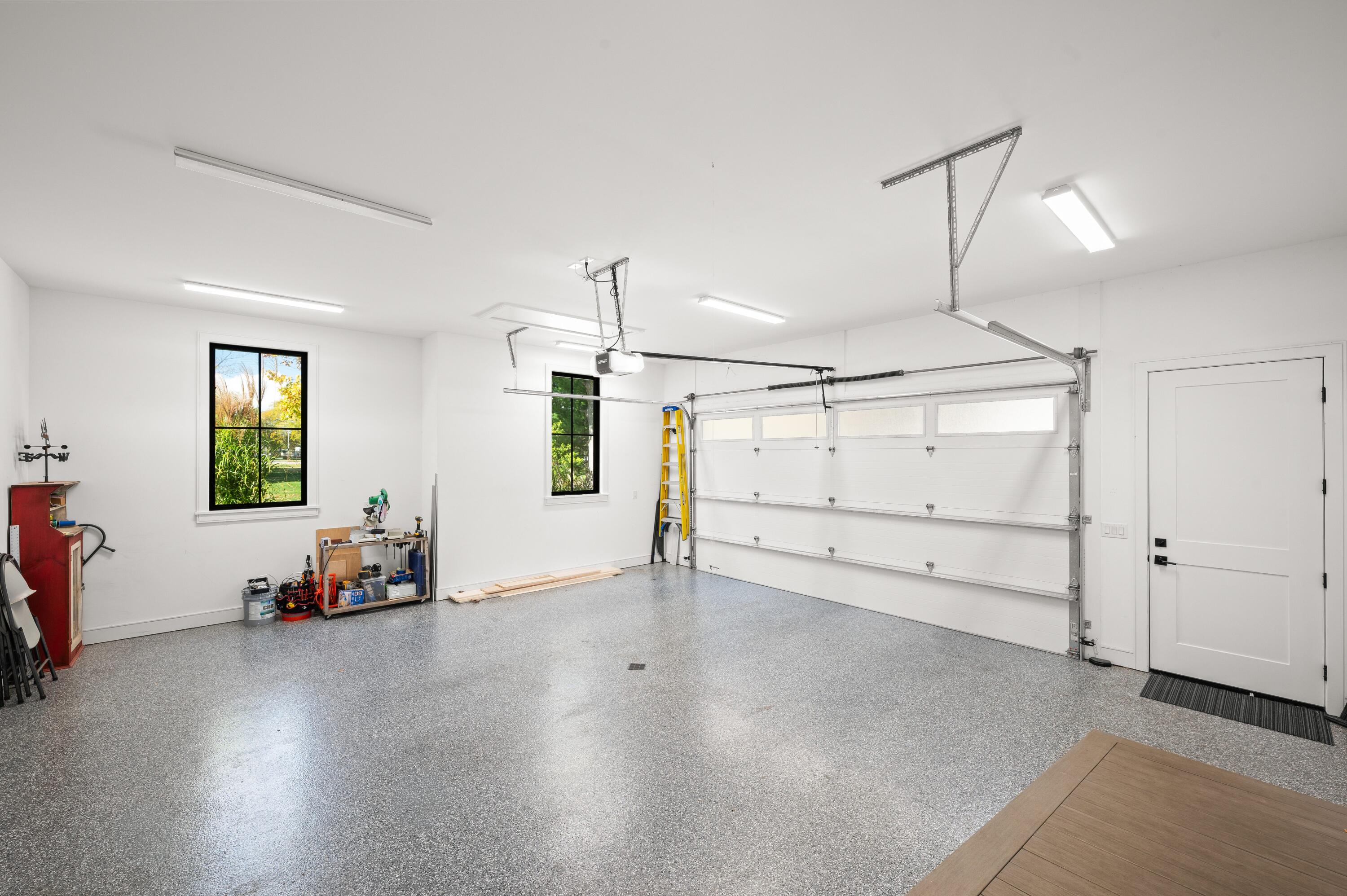 St. Joseph, Michigan, 49085, United States, 6 Bedrooms Bedrooms, ,6 BathroomsBathrooms,Residential,Active,1985598