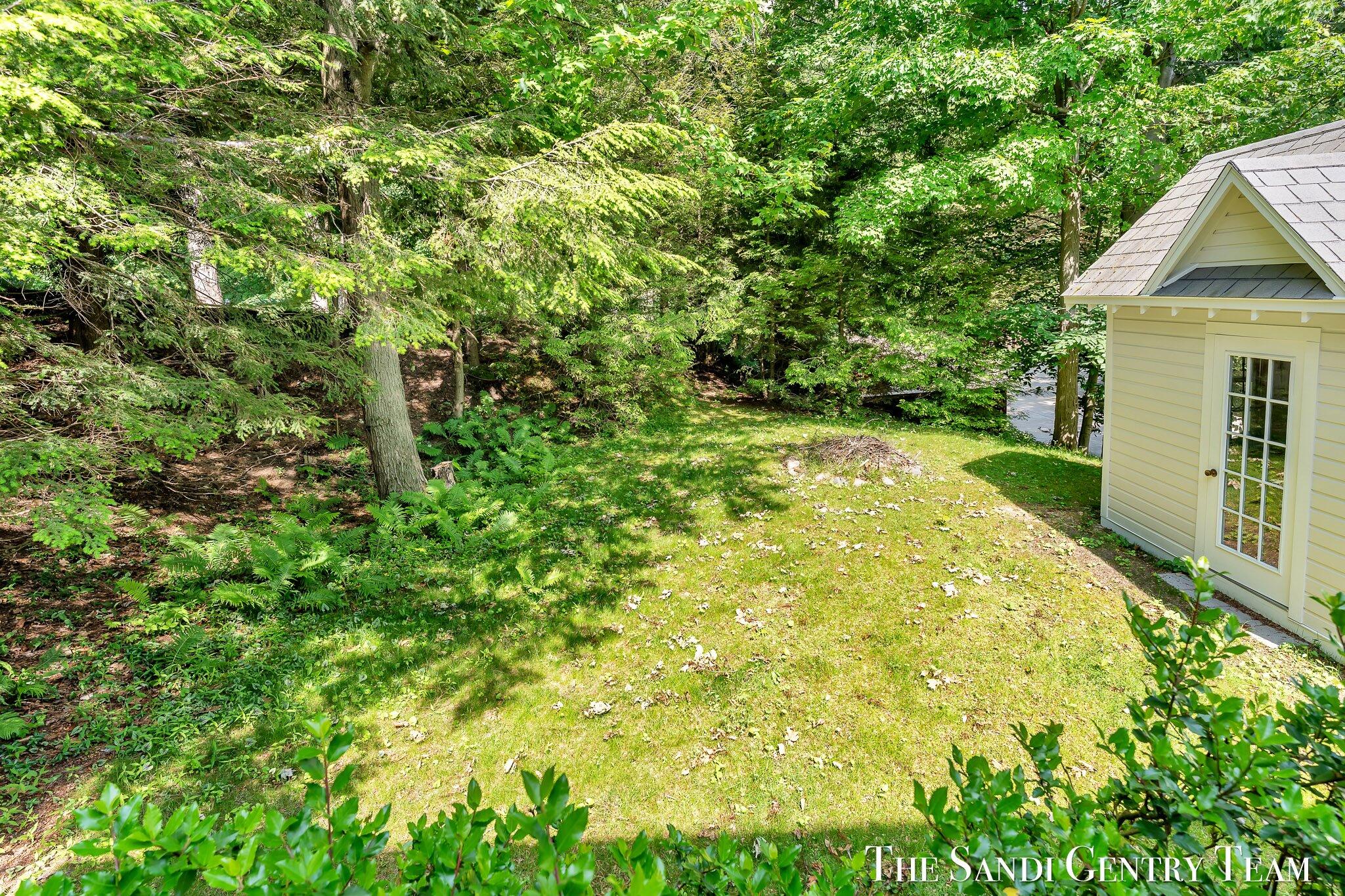 Grand Haven, Michigan, 49417, United States, ,4 BathroomsBathrooms,Residential,Active,1761642