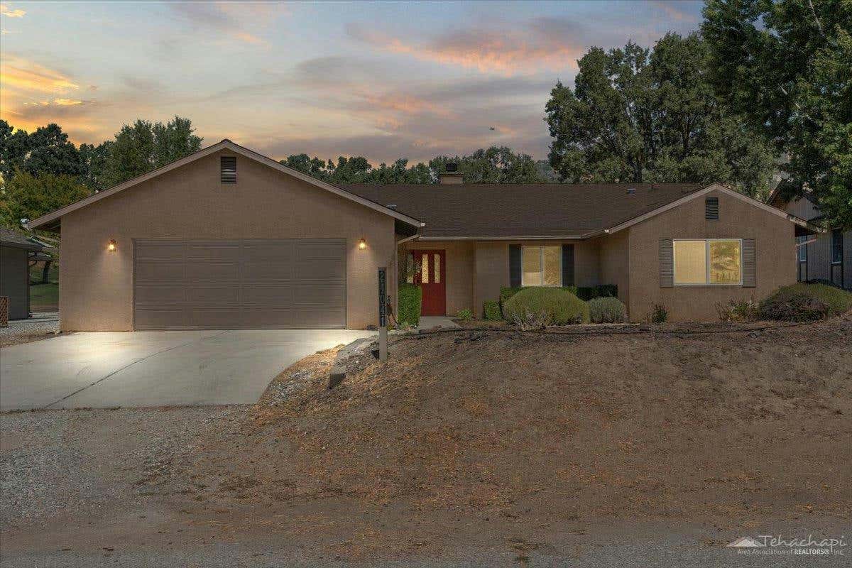 24041 BASIN HARBOR CT, TEHACHAPI, CA 93561, photo 1 of 38