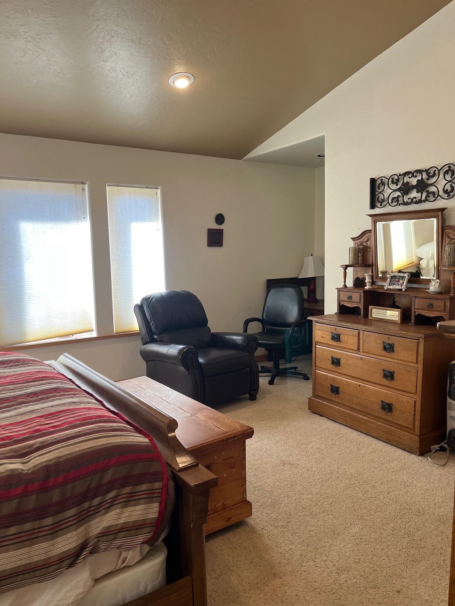 Angel Fire, New Mexico, 87710, United States, 6 Bedrooms Bedrooms, ,3 BathroomsBathrooms,Residential,Active,1992268