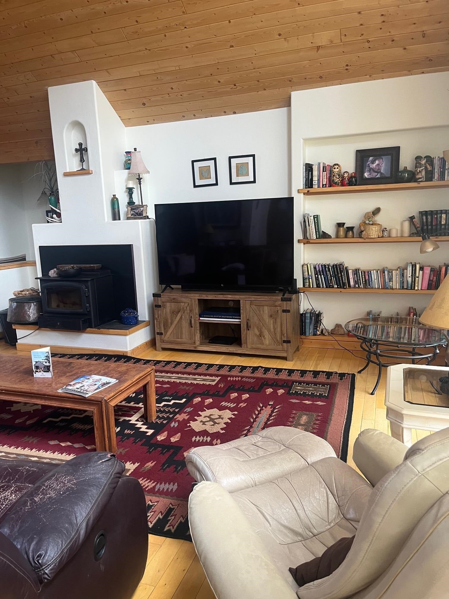 Angel Fire, New Mexico, 87710, United States, 6 Bedrooms Bedrooms, ,3 BathroomsBathrooms,Residential,Active,1992268