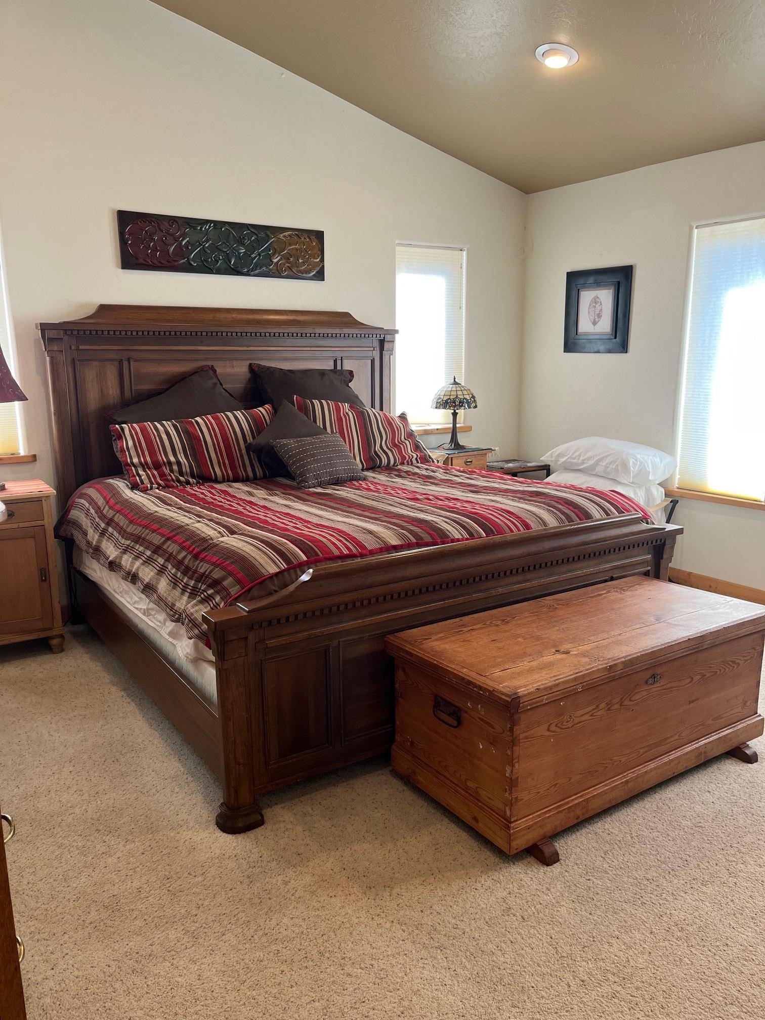 Angel Fire, New Mexico, 87710, United States, 6 Bedrooms Bedrooms, ,3 BathroomsBathrooms,Residential,Active,1992268