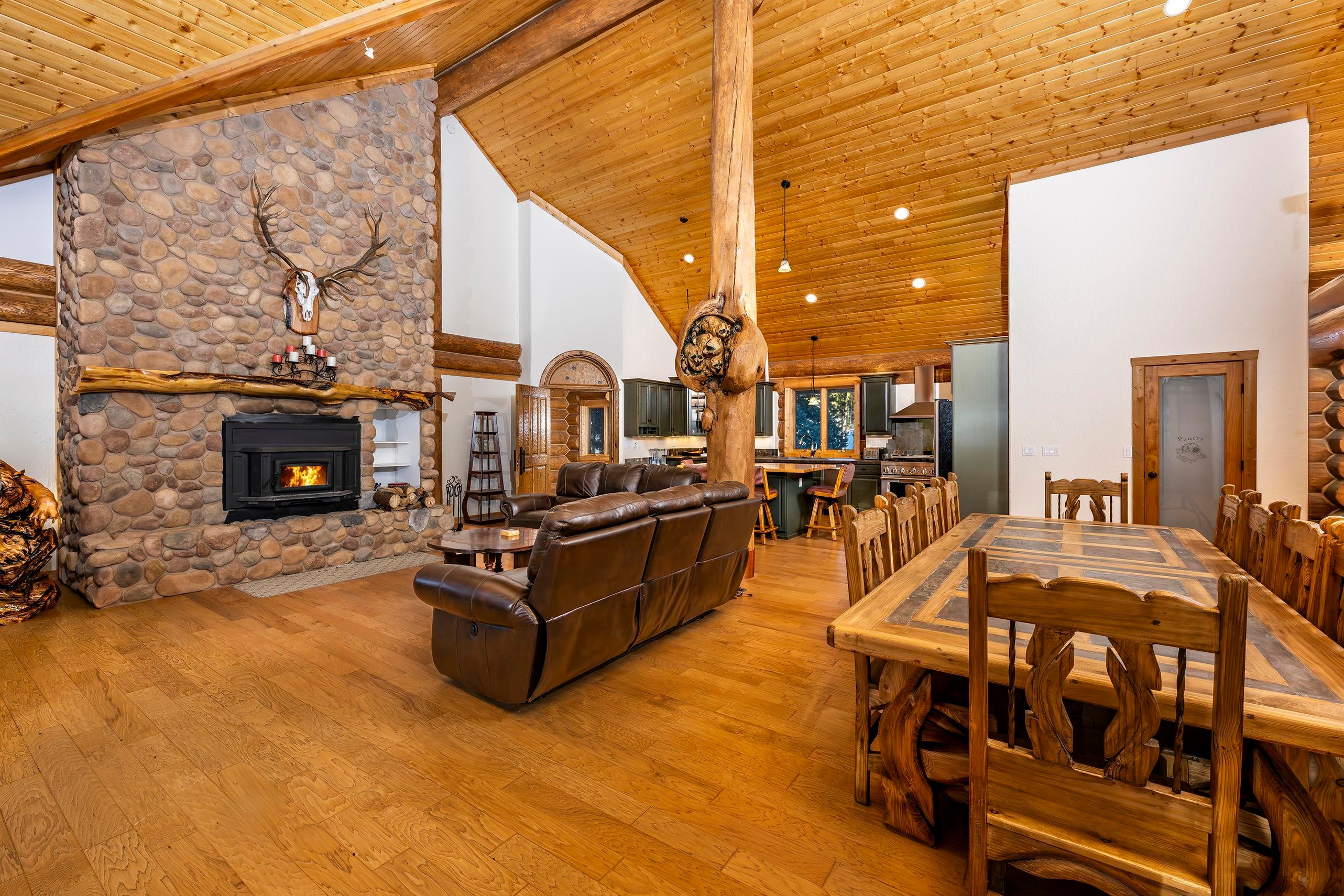 Angel Fire, New Mexico, 87710, United States, 4 Bedrooms Bedrooms, ,5 BathroomsBathrooms,Residential,Active,1769380