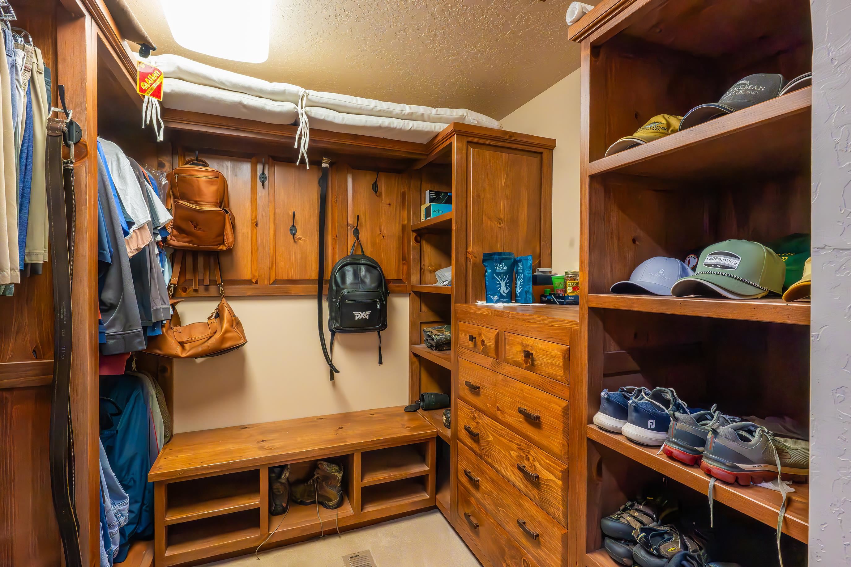 Angel Fire, New Mexico, 87718, United States, 5 Bedrooms Bedrooms, ,7 BathroomsBathrooms,Residential,Active,2009427