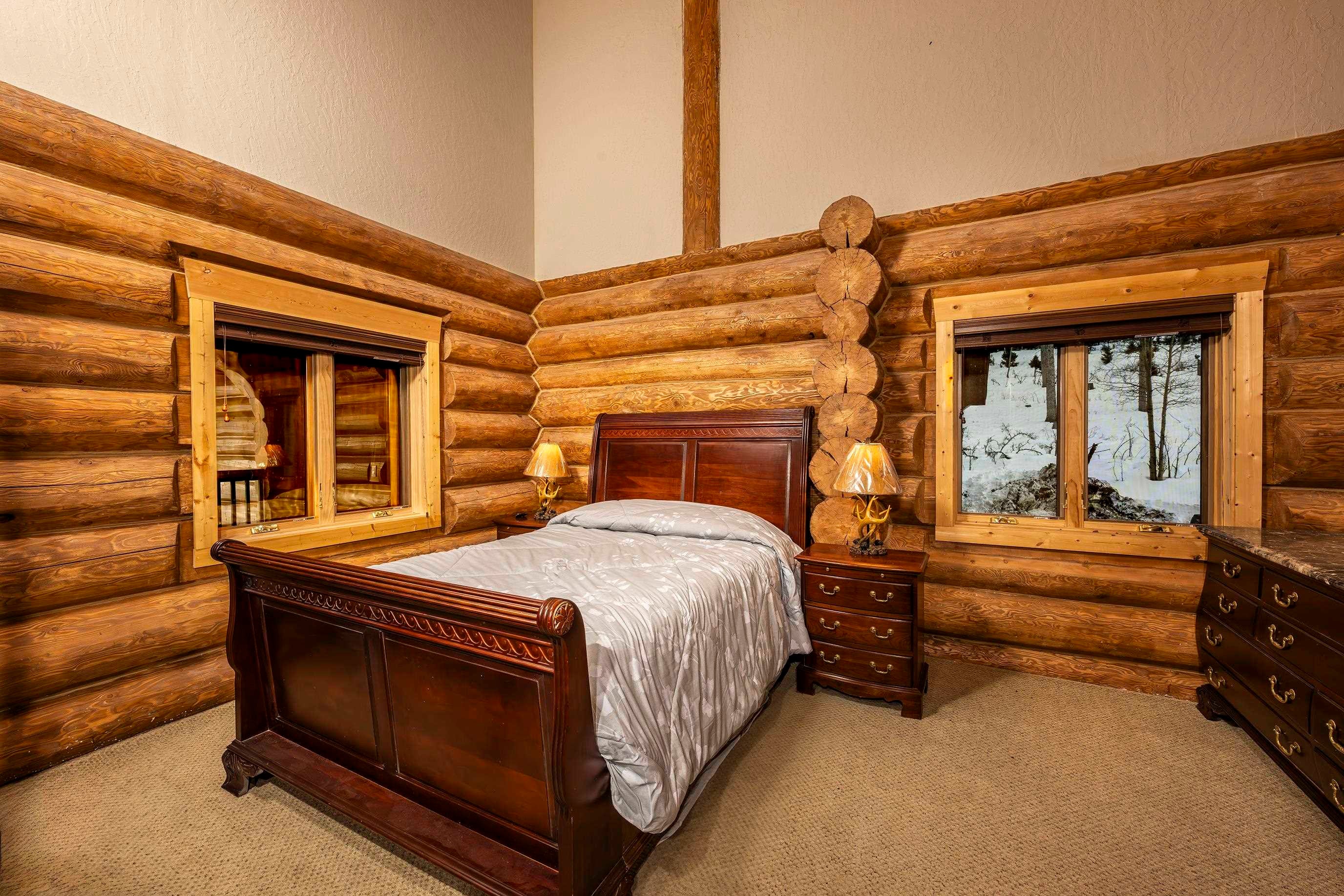 Angel Fire, New Mexico, 87710, United States, 4 Bedrooms Bedrooms, ,5 BathroomsBathrooms,Residential,Active,1769380