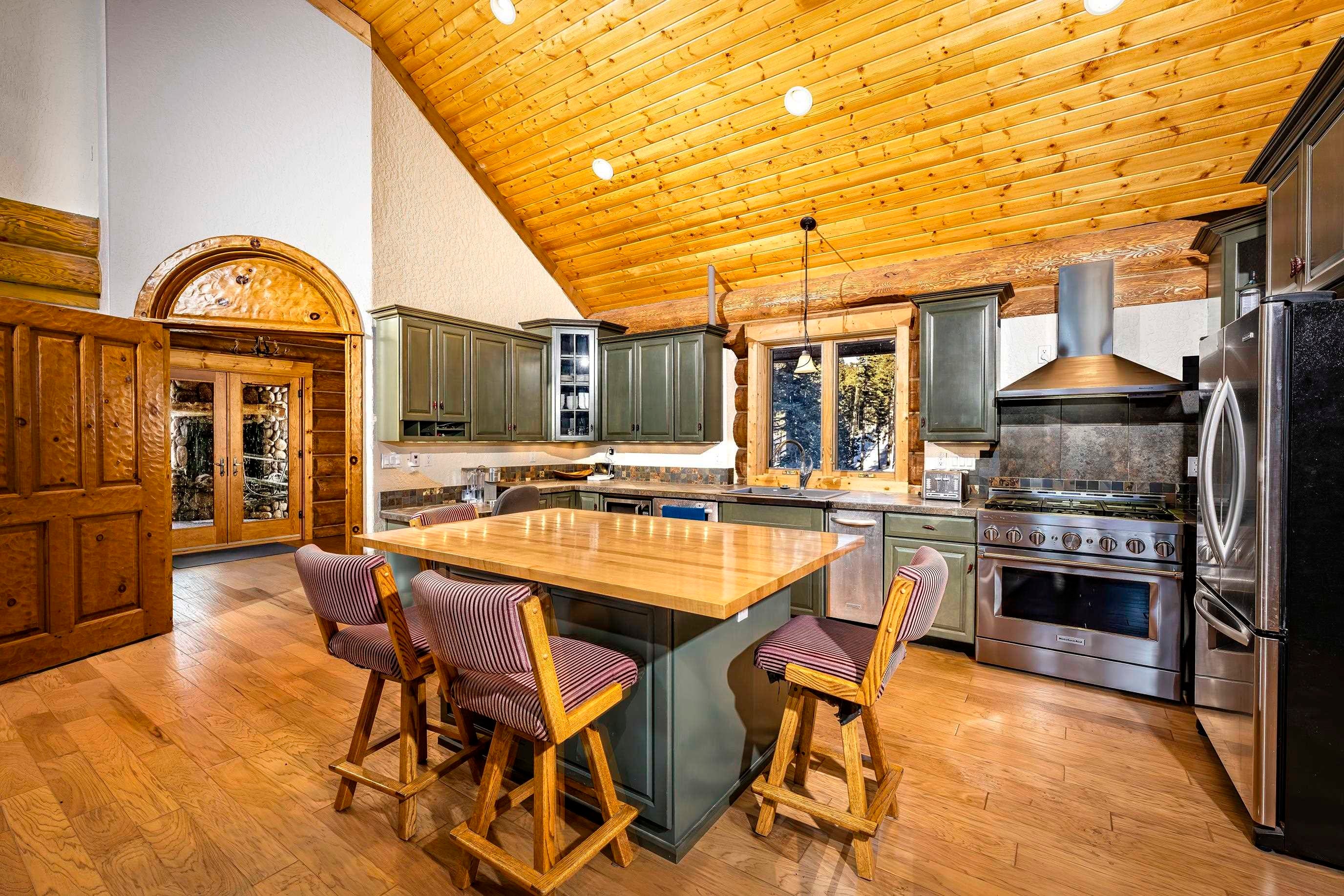 Angel Fire, New Mexico, 87710, United States, 4 Bedrooms Bedrooms, ,5 BathroomsBathrooms,Residential,Active,1769380