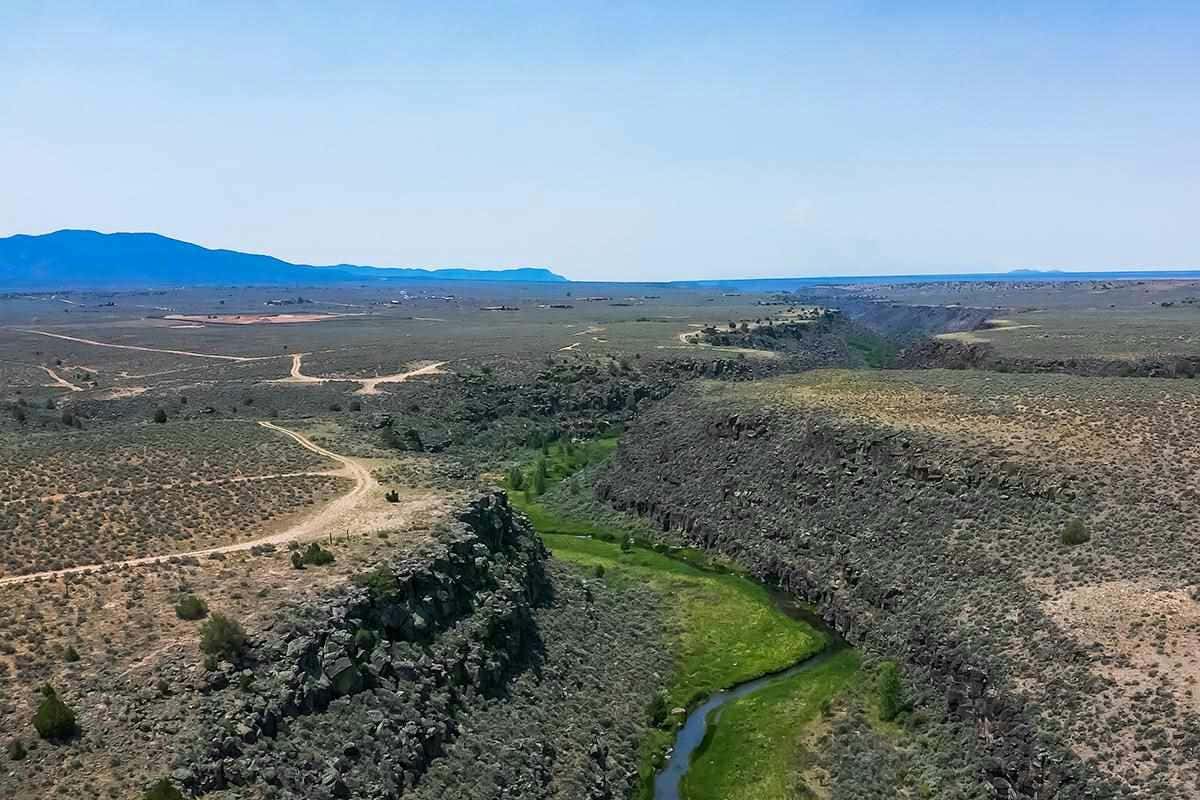 RIVERBEND ROAD, RANCHOS DE TAOS, NM 87557, photo 1 of 17