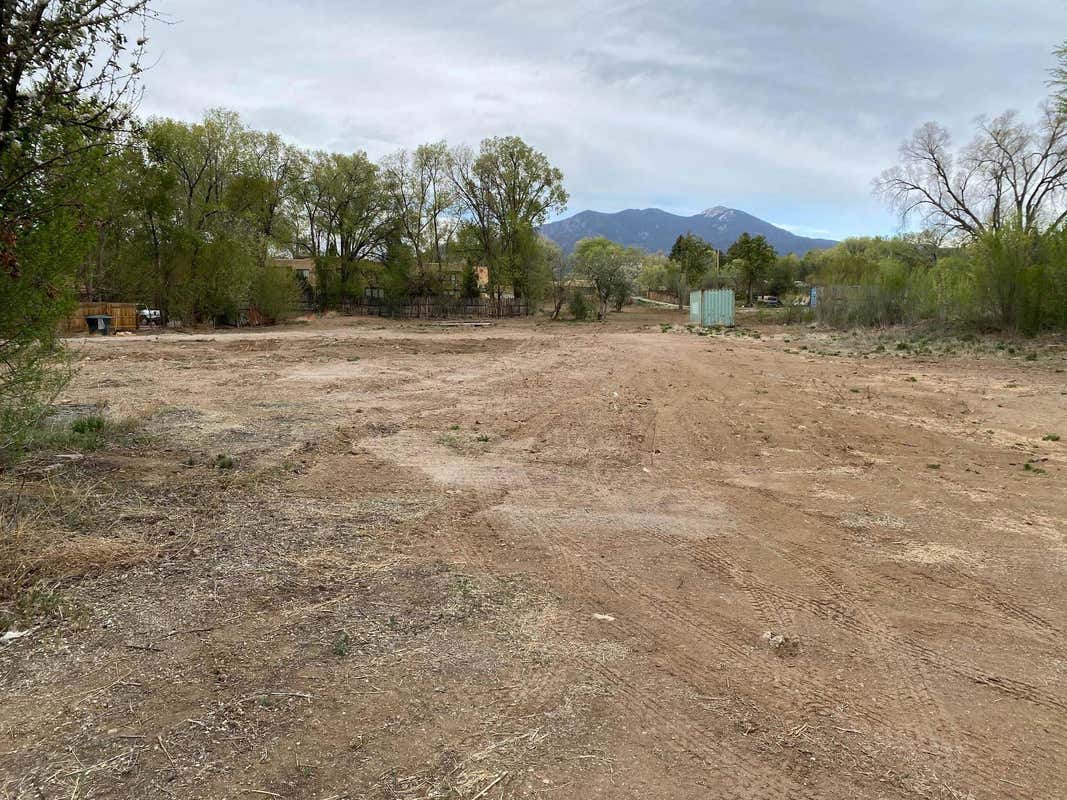 227 KIT CARSON RD, TAOS, NM 87571, photo 1