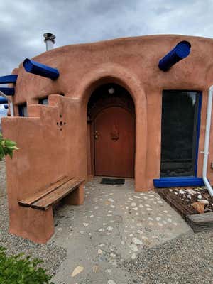 110 LOS RIOS RD, ARROYO HONDO, NM 87513 - Image 1