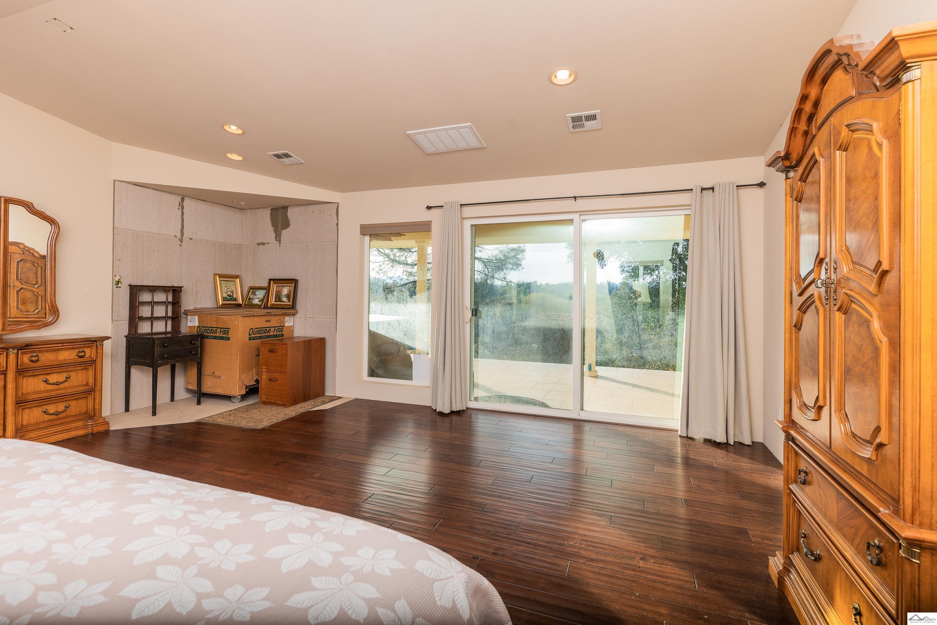 Red Bluff, California, 96080, United States, ,5 BathroomsBathrooms,Residential,Active,1770096