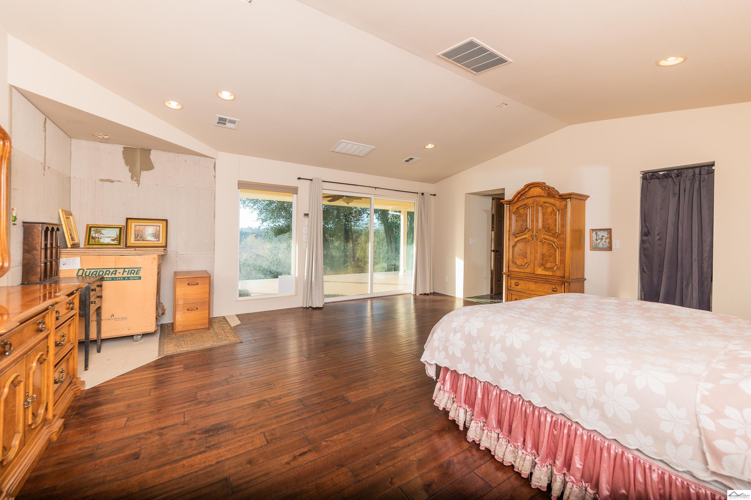 Red Bluff, California, 96080, United States, ,5 BathroomsBathrooms,Residential,Active,1770096