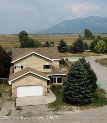 417 GRIZZLY RD, THAYNE, WY 83127 - Image 1