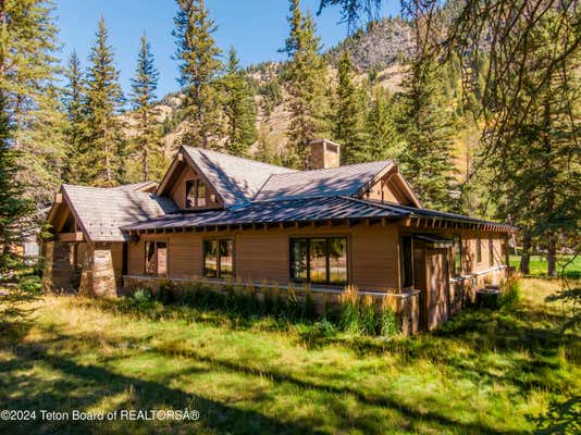 15480 S WAGON RD, HOBACK JCT, WY 83001 - Image 1