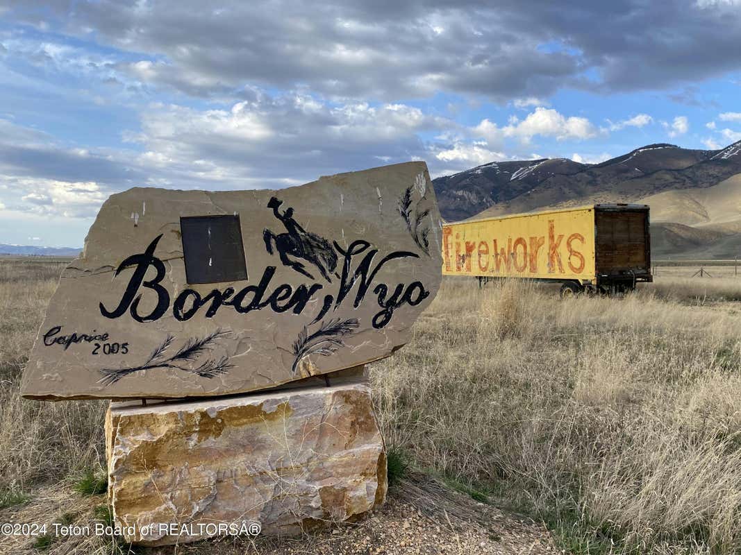 31 N US HIGHWAY 30, COKEVILLE, WY 83114, photo 1 of 19