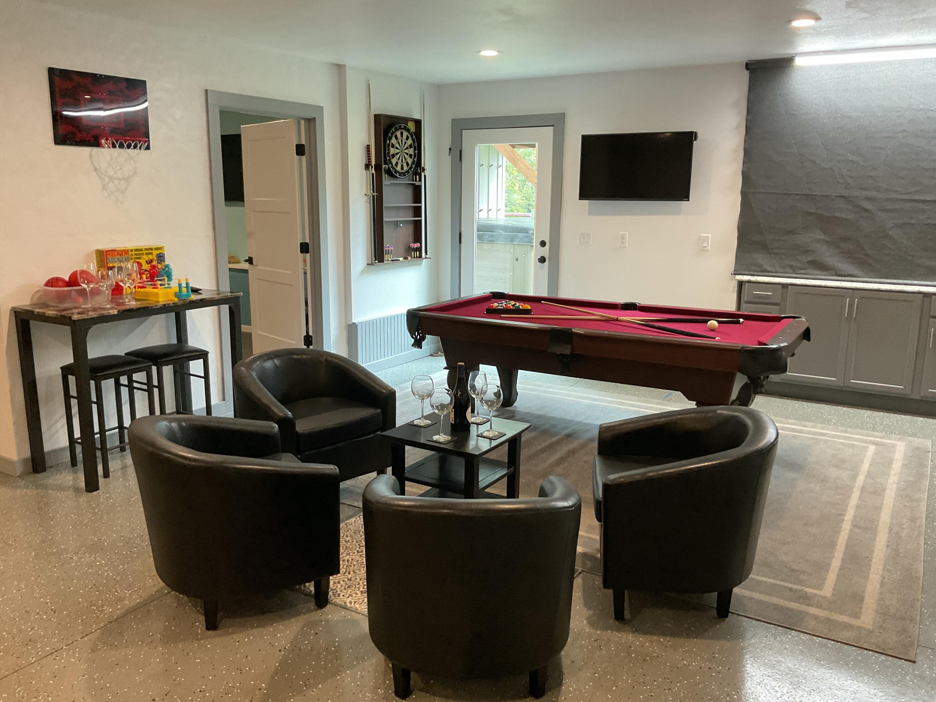 Oceanside, Oregon, 97134, United States, 3 Bedrooms Bedrooms, ,3 BathroomsBathrooms,Residential,Active,2009006