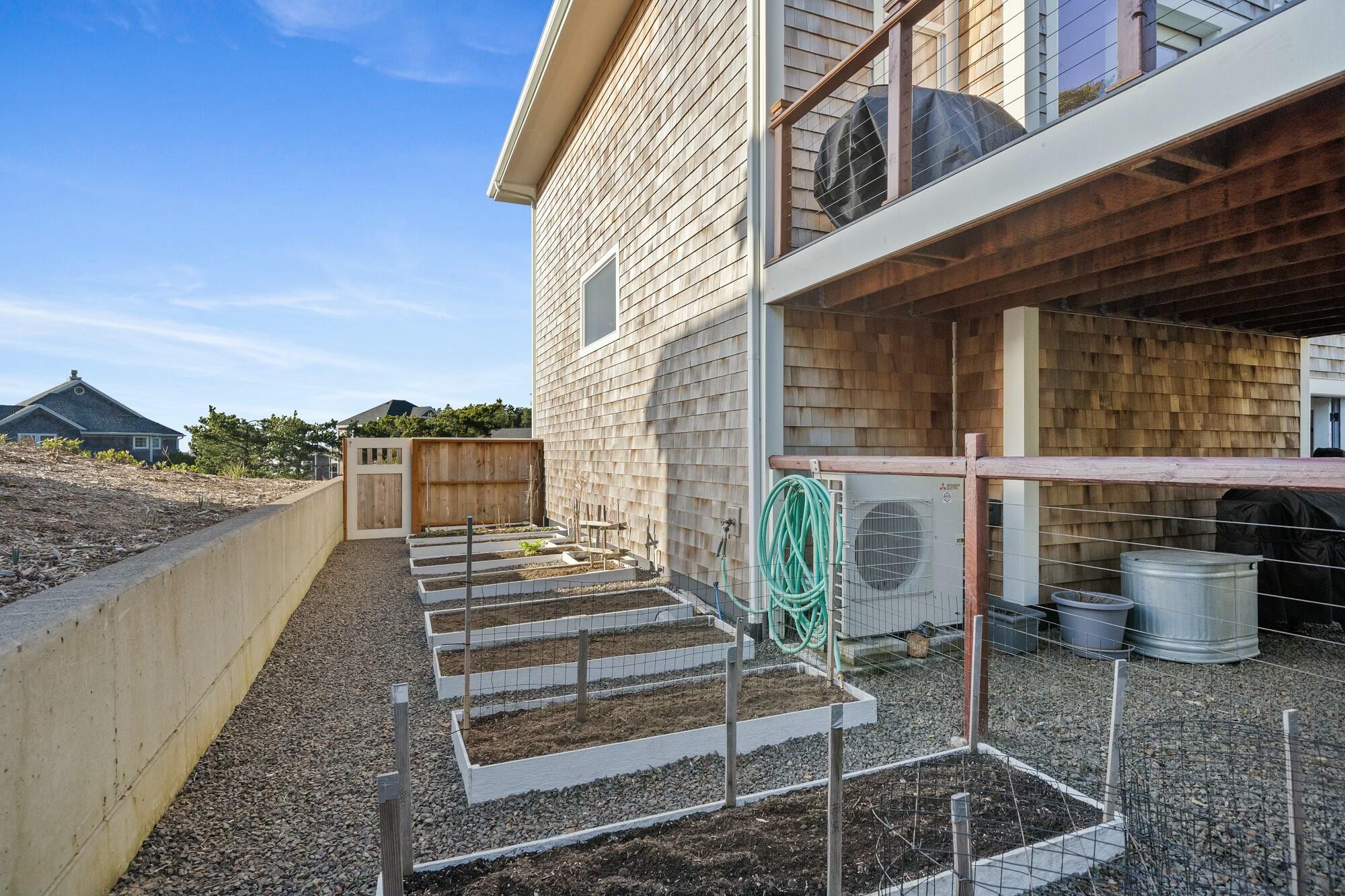 Oceanside, Oregon, 97134, United States, 3 Bedrooms Bedrooms, ,3 BathroomsBathrooms,Residential,Active,2009006