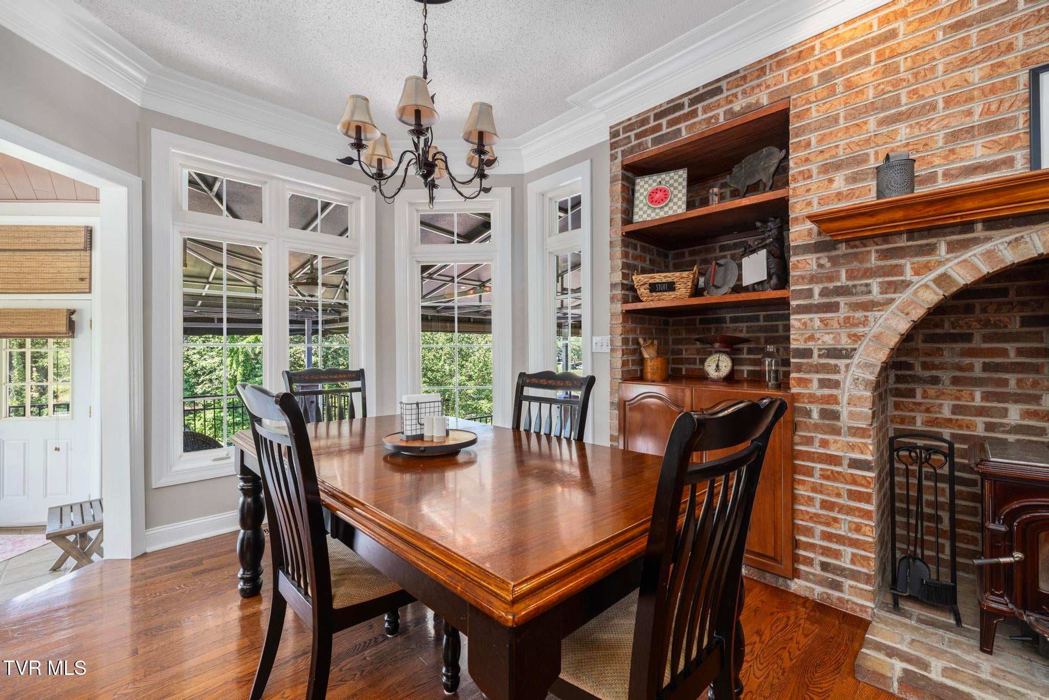 Piney Flats, Tennessee, 37686, United States, 5 Bedrooms Bedrooms, ,5 BathroomsBathrooms,Residential,Active,1849555