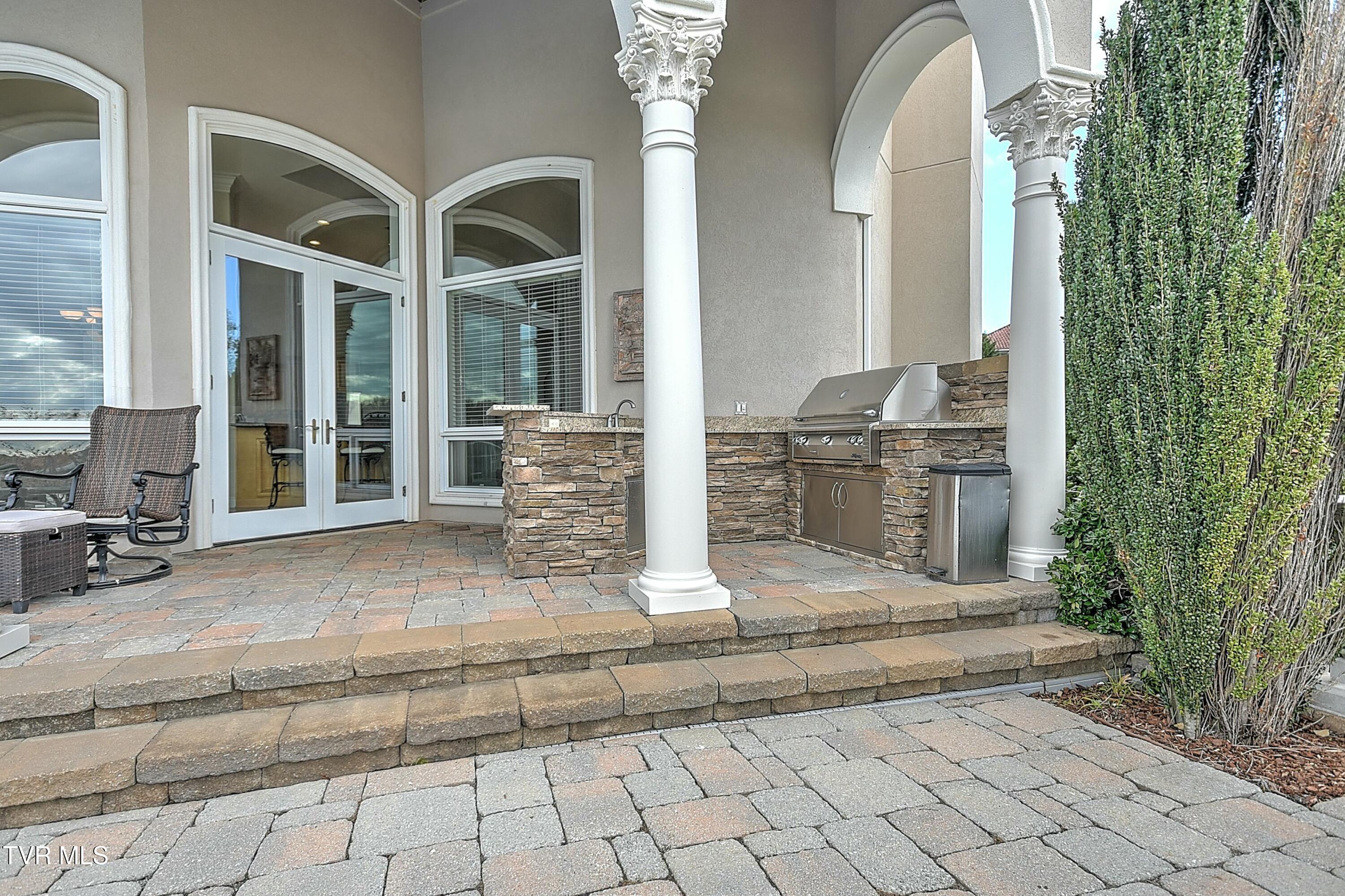 Johnson City, Tennessee, 37615, United States, ,6 BathroomsBathrooms,Residential,Active,1773218