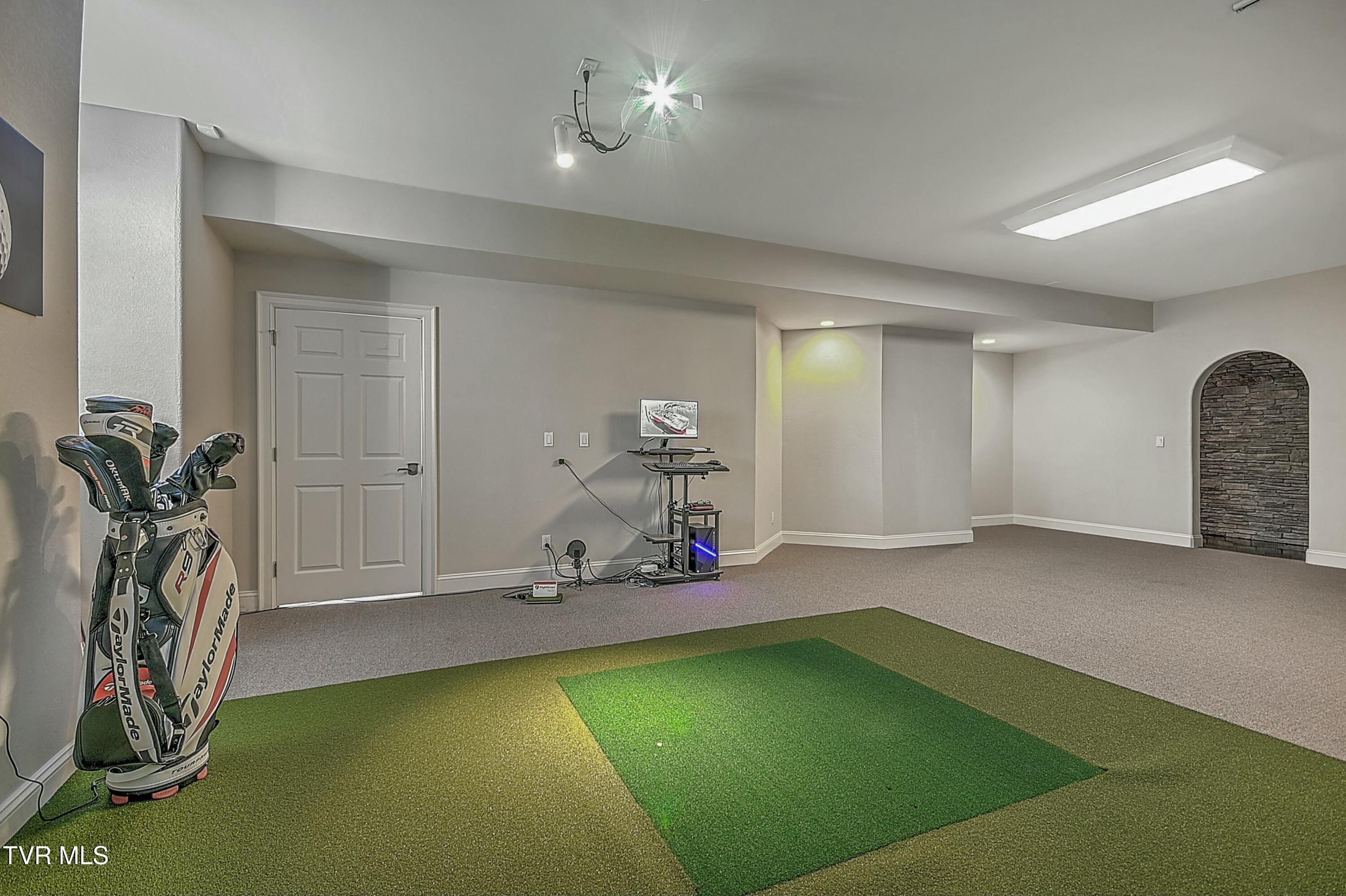 Johnson City, Tennessee, 37615, United States, ,6 BathroomsBathrooms,Residential,Active,1773218