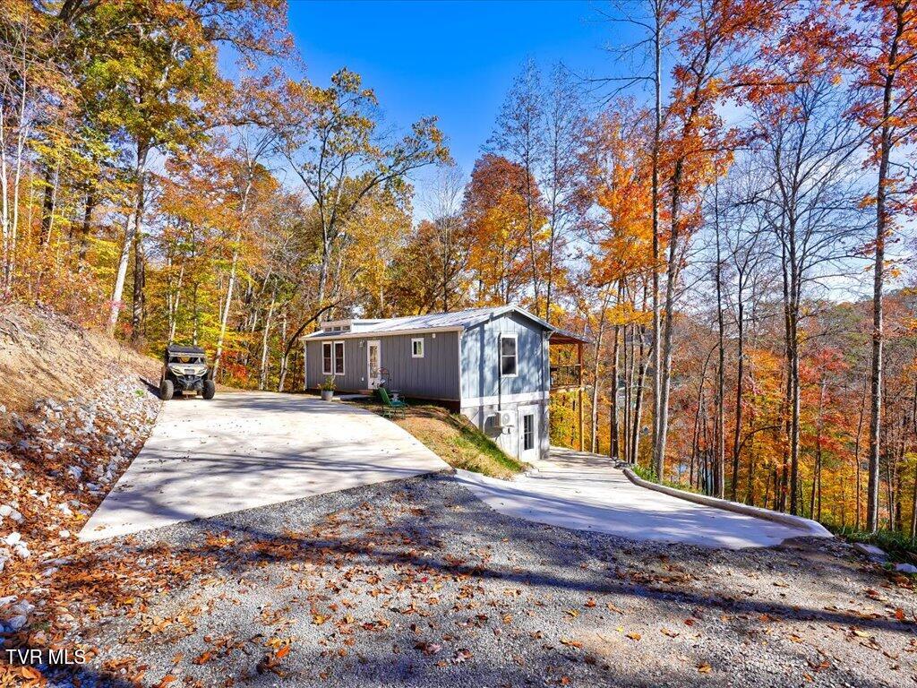 New Tazewell, Tennessee, 37825, United States, 2 Bedrooms Bedrooms, ,2 BathroomsBathrooms,Residential,Active,2007647