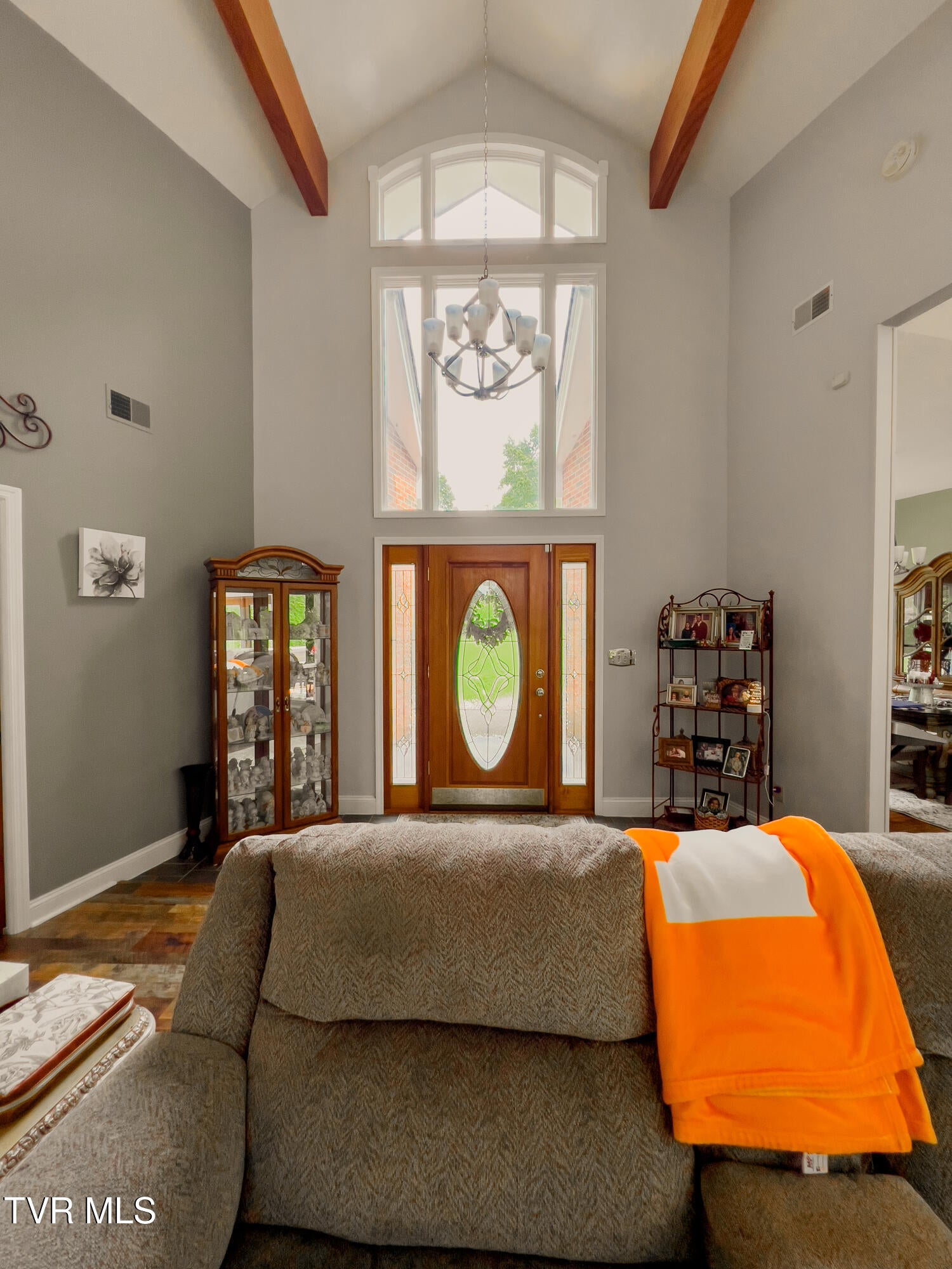 Unicoi, Tennessee, 37692, United States, 3 Bedrooms Bedrooms, ,4 BathroomsBathrooms,Residential,Active,1936616